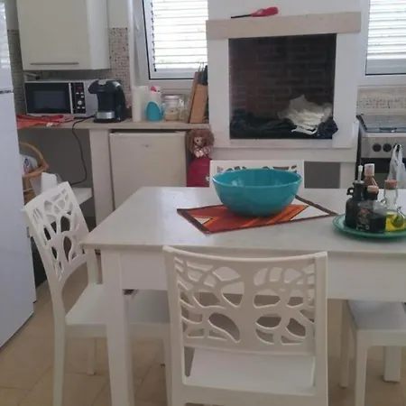 Ostuni, Villa Roma con piscina, max 10 pax Villa