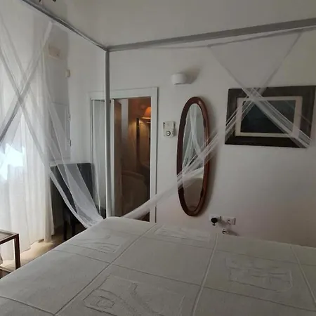 Ostuni, Villa Roma con piscina, max 10 pax Ostuni