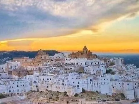 Villa Ostuni, Villa Roma con piscina, max 10 pax