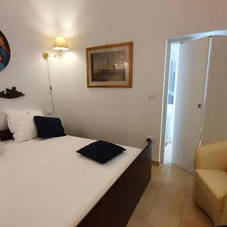 Ostuni, Villa Roma con piscina, max 10 pax Ostuni